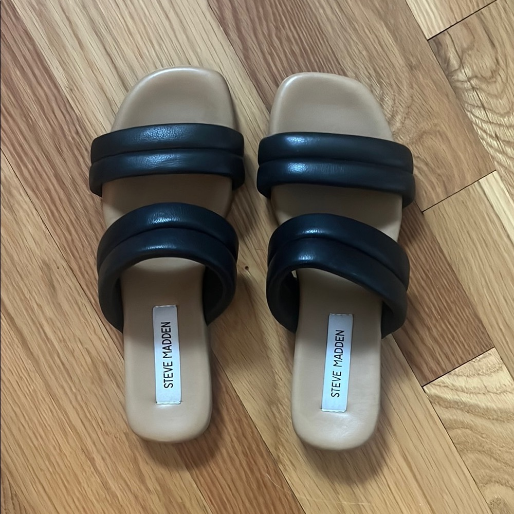 Steve Madden Black and Tan Minimalist Sandals